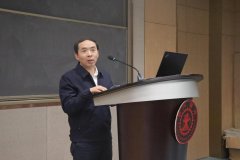 率领同窗们深切进